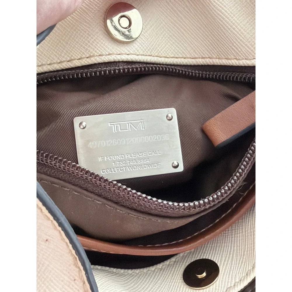 Tumi Villa Bucket Bag Womens Small Cream Brown Saffiano Leather Handbag Preppy